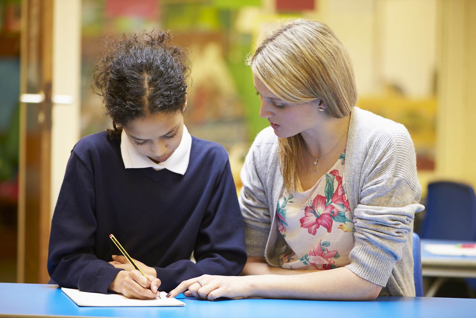 Teaching Assistants Role Explained For Parents Primary school TAs 