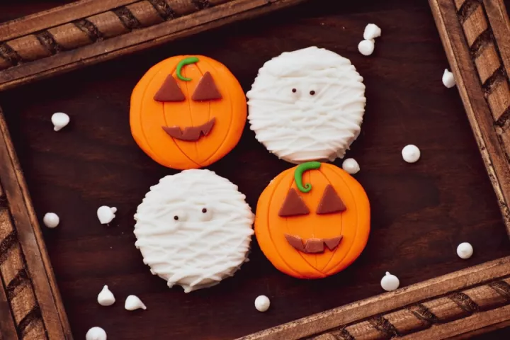 Halloween treats Jessica Flores image